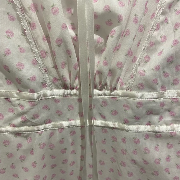 Never worn - Small Tayma Martins Abigail Dress - Pink Rosebuds - Retail $435 - Picture 9 of 11